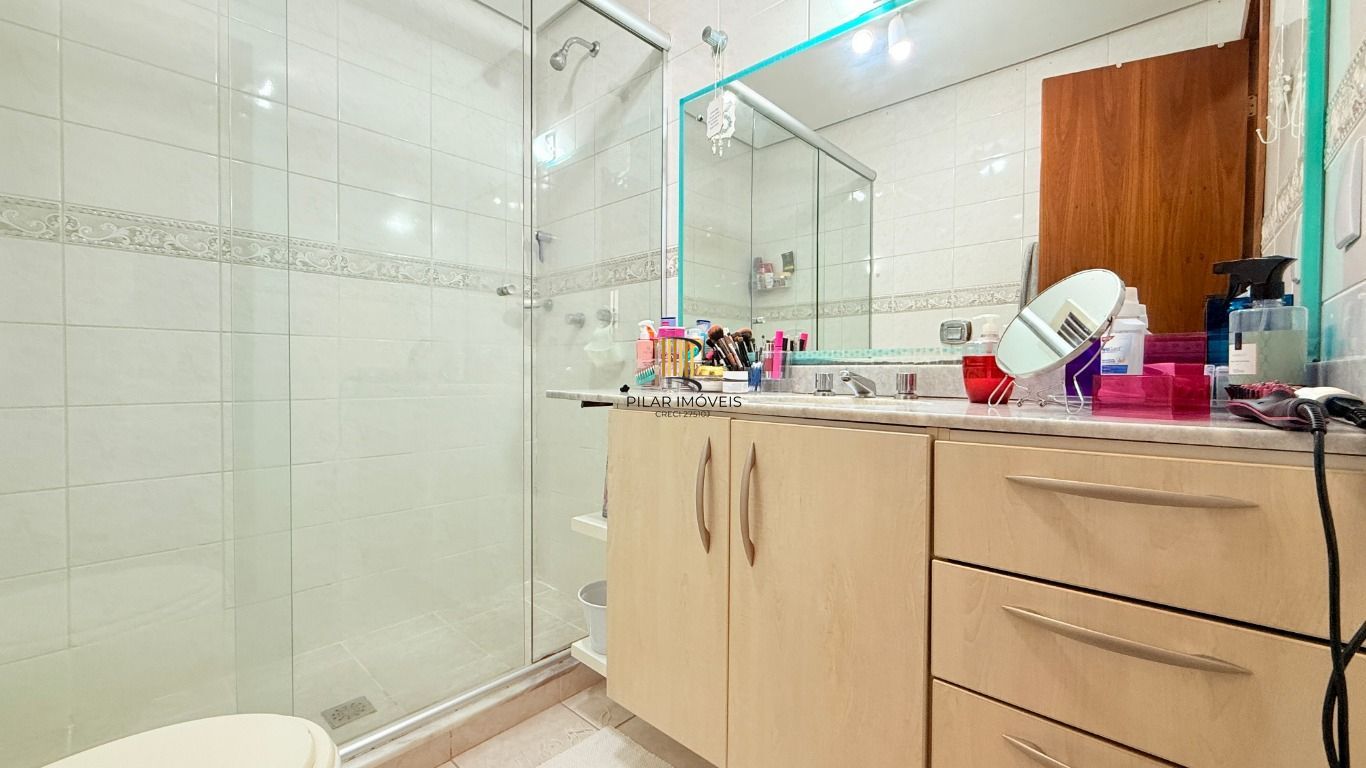 Apartamento com 2 quartos, sendo 1 suíte e 2 vagas no bairro Bela Vista