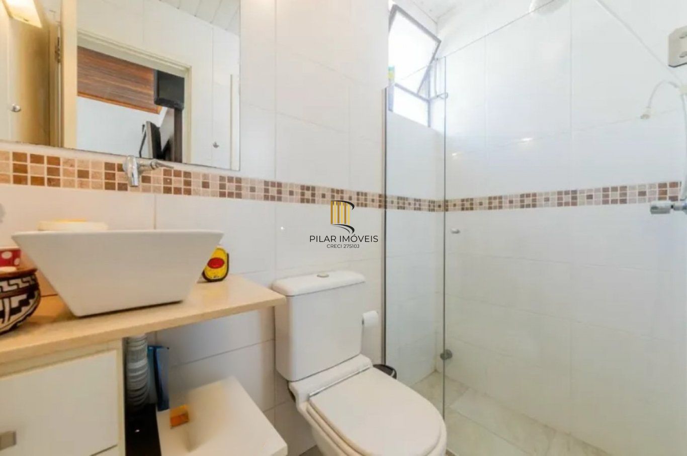 Cobertura 2 quartos, 2 vagas à venda no Petrópolis.