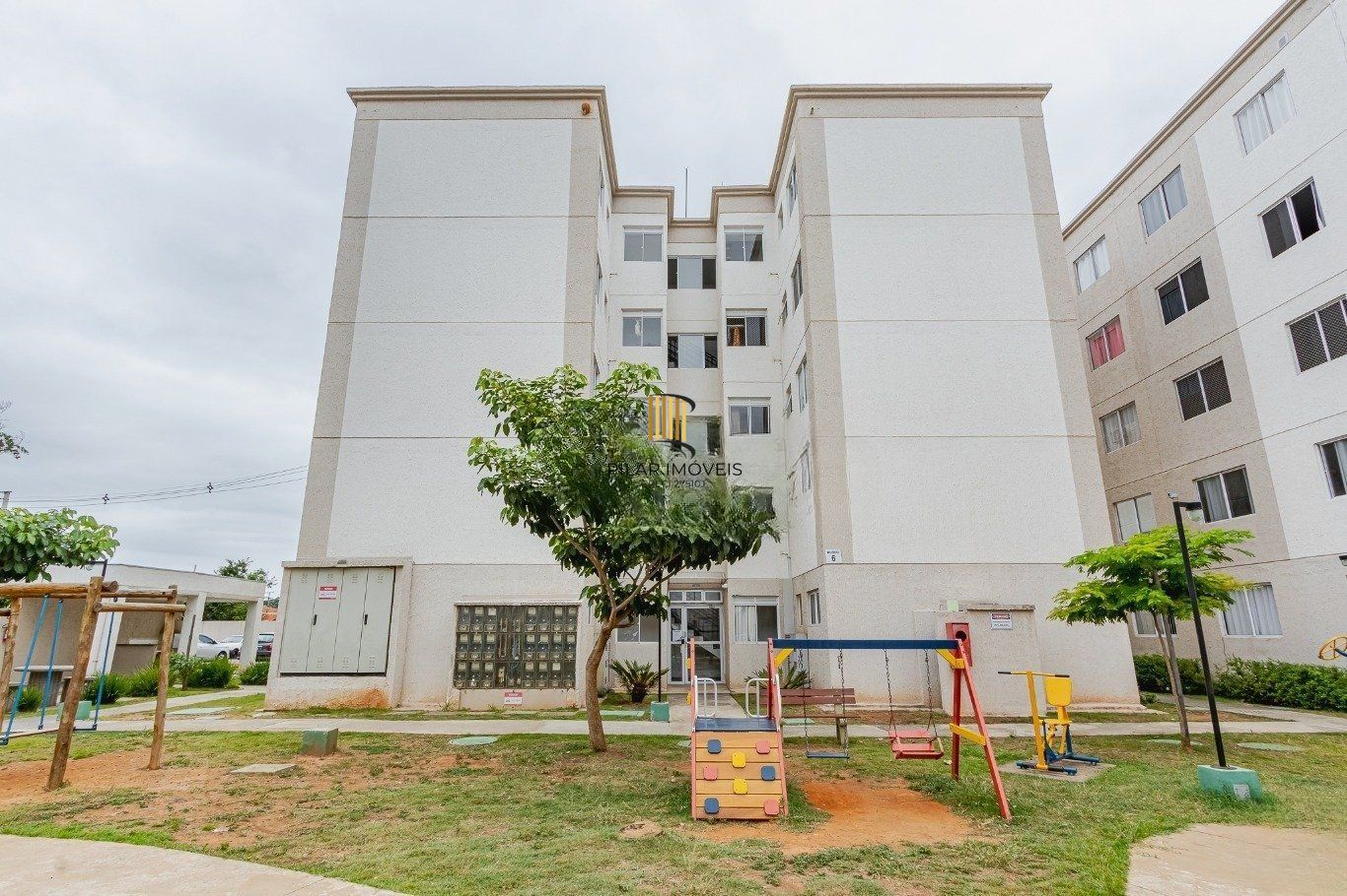 Apartamento com 2 dormitórios, e 1 vaga no bairro Estancia Velha em Canoas.
