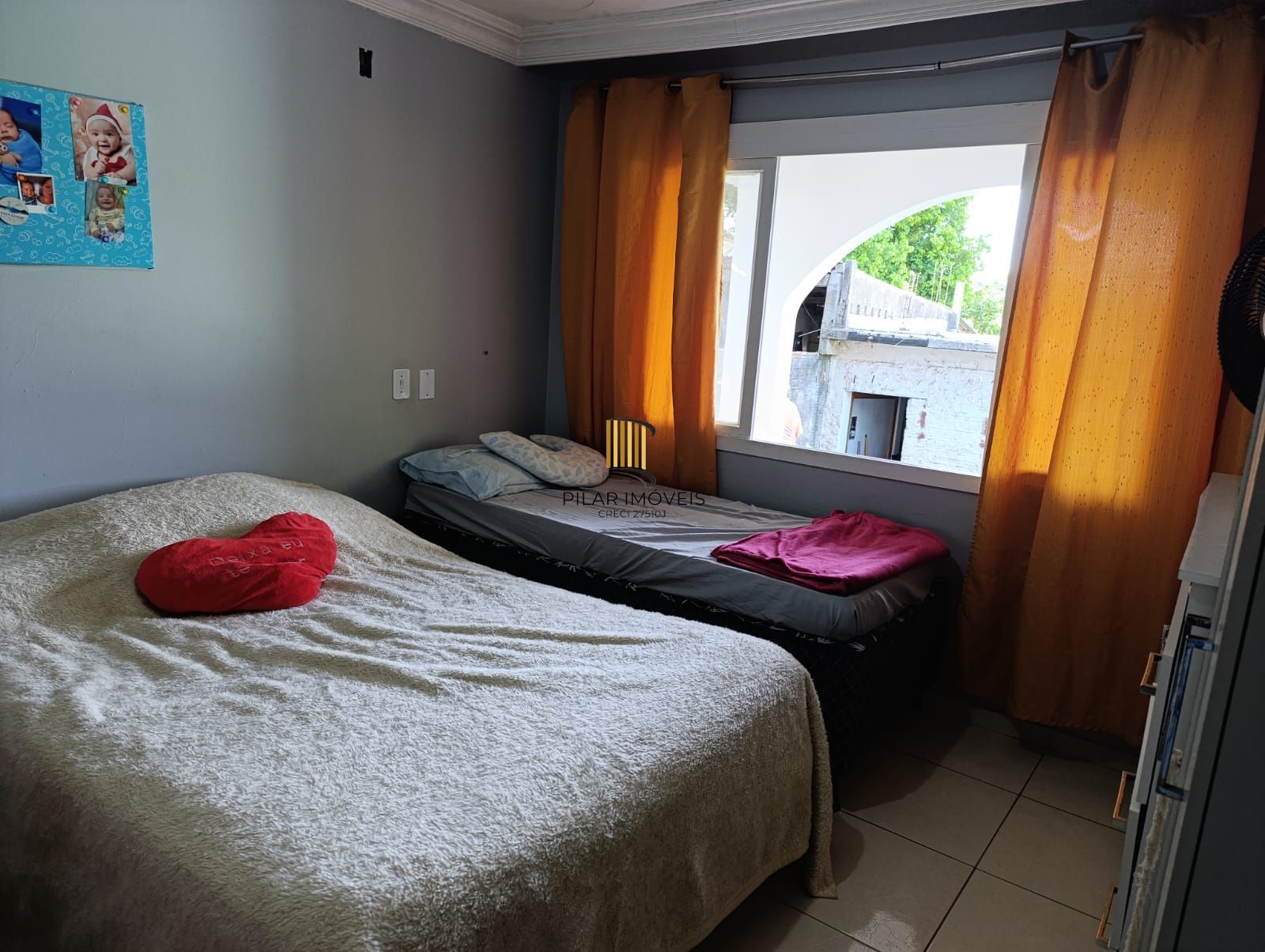 Casa de 2 quartos , pátio, 1 vaga no bairro Lomba do Pinheiro