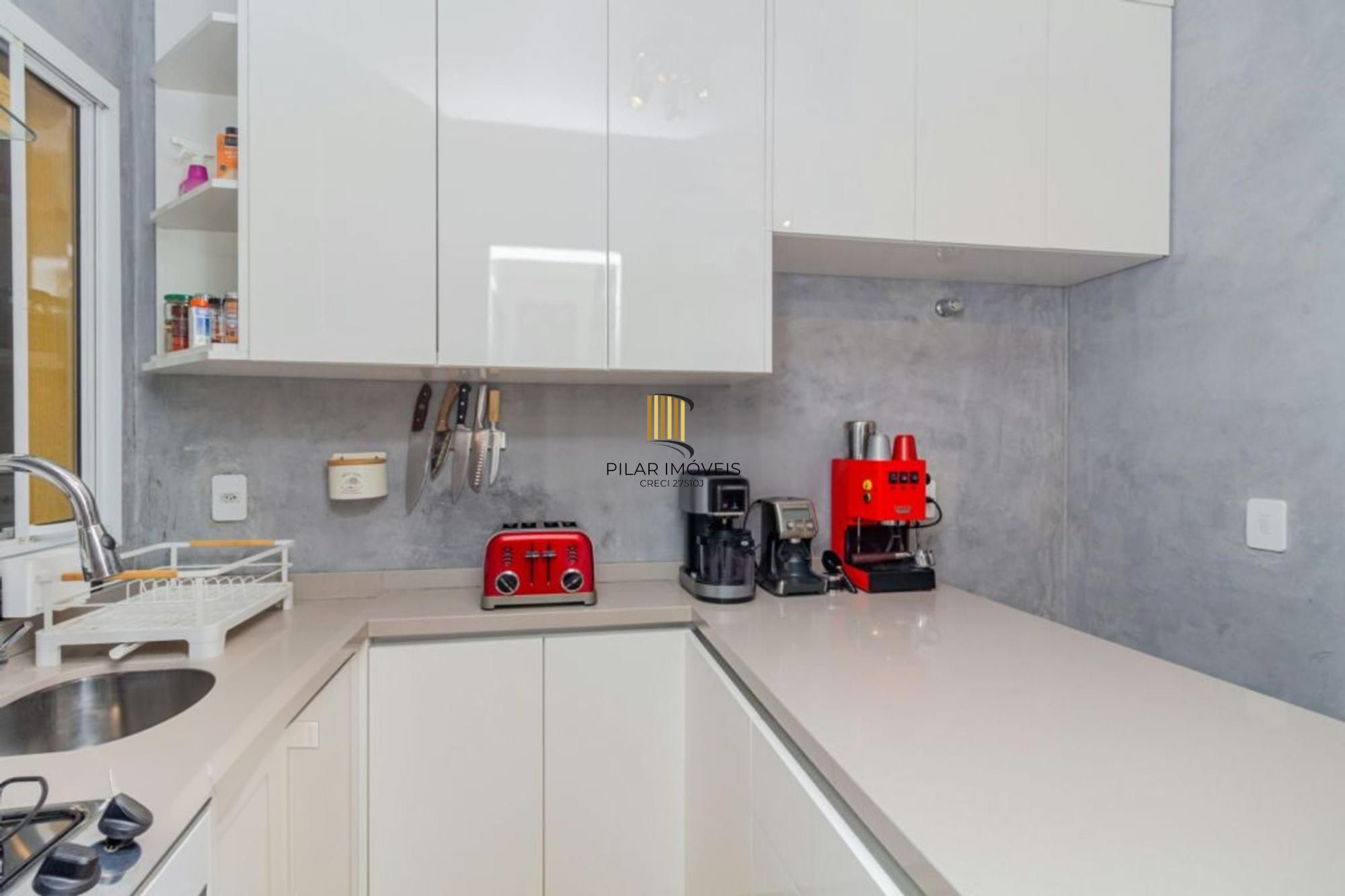 Casa em condomínio fechado de 3 quartos, suíte,2 vagas no bairro Mário Quintana