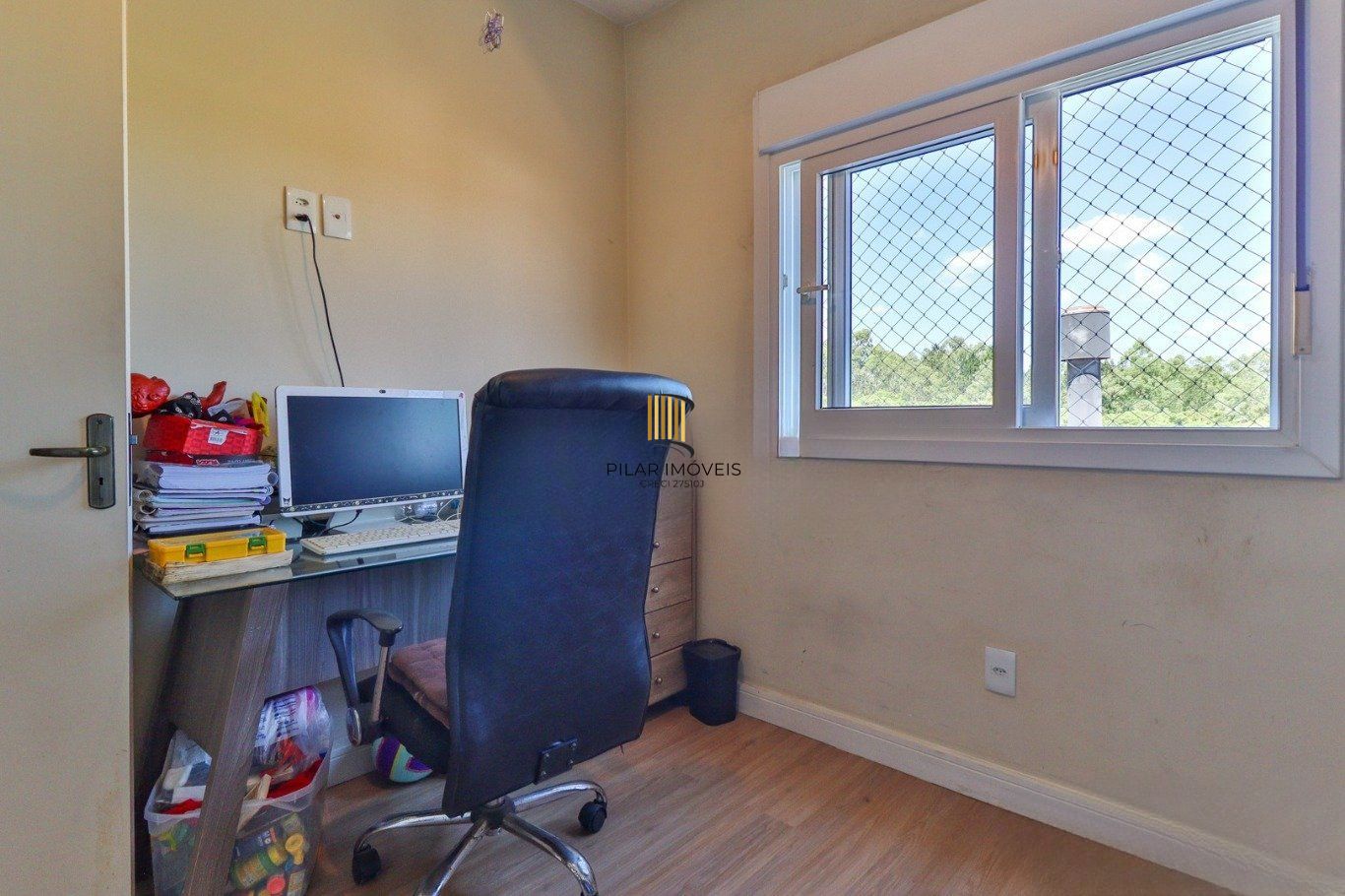 Casa em Condomínio com 3 Dormitórios e Energia Solar na Lomba do Pinheiro