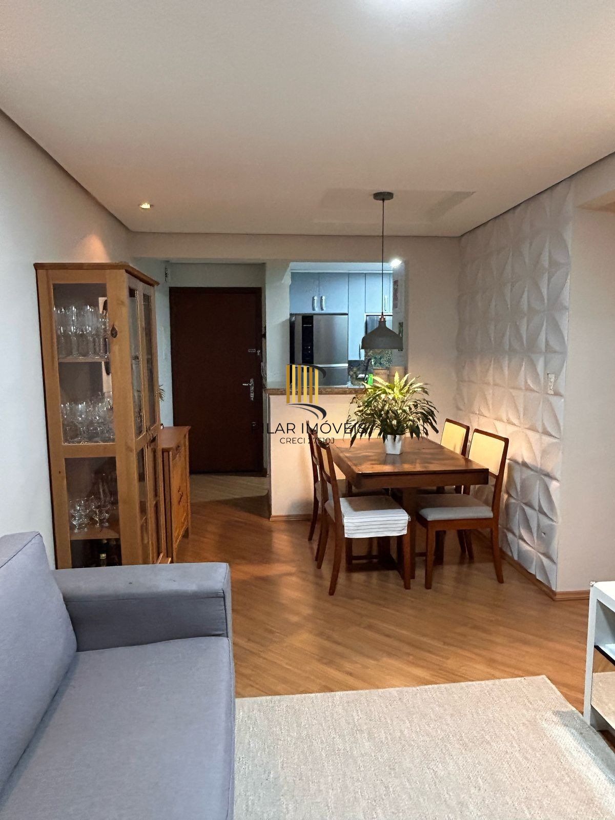 Apartamento à venda com 2 quartos e 55m² no bairro Cristal