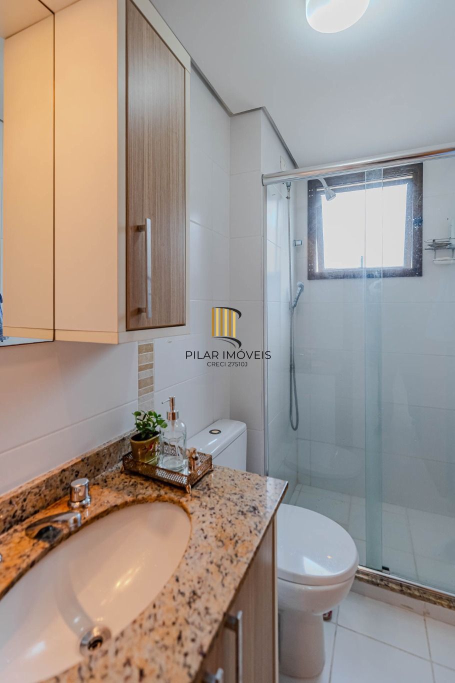 Apartamento com 1 dormitório e 1 vaga de garagem no Bairro Higienópolis