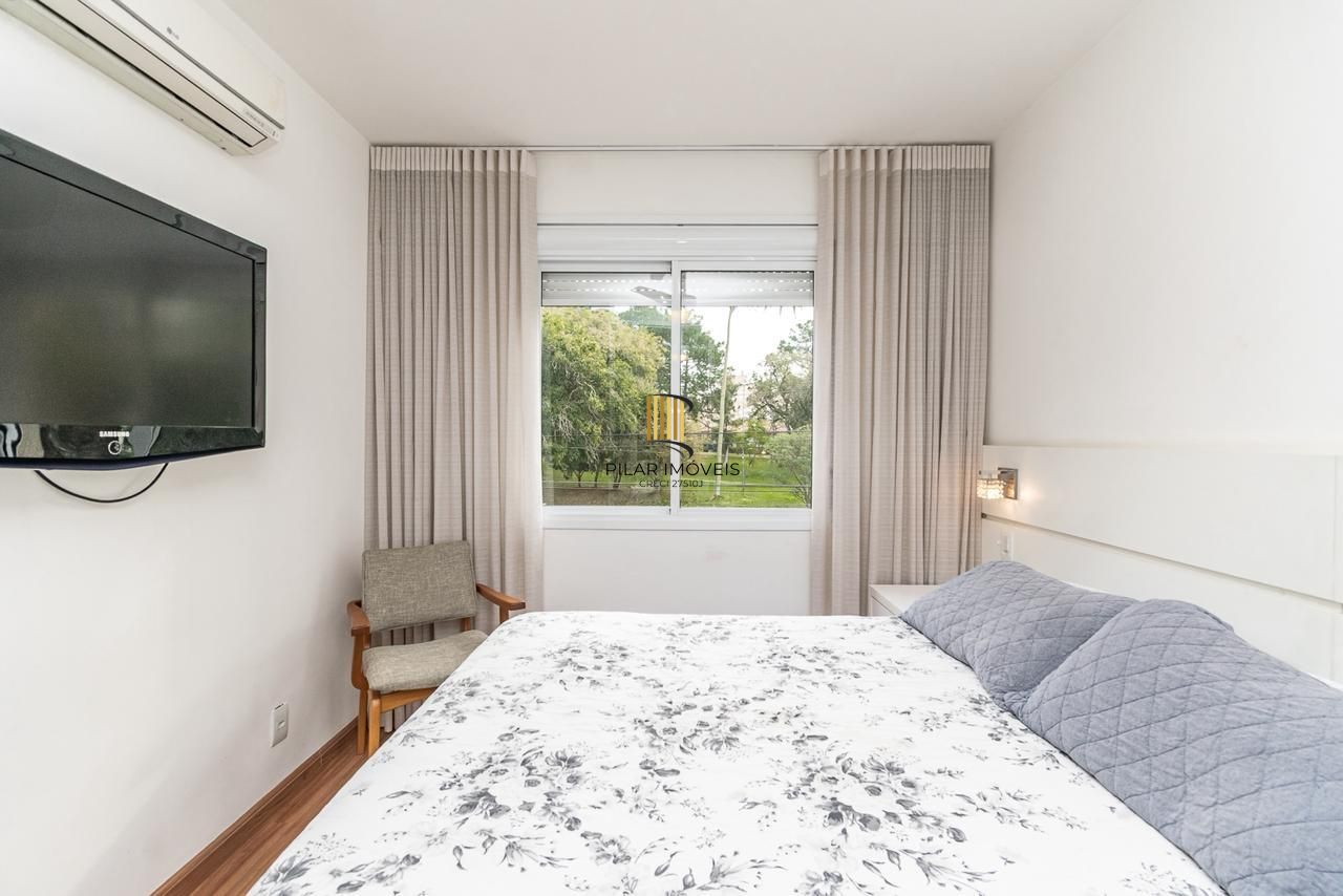 Apartamento 2 quartos, 1 suíte, 74m² e elevador no bairro Vila Ipiranga.