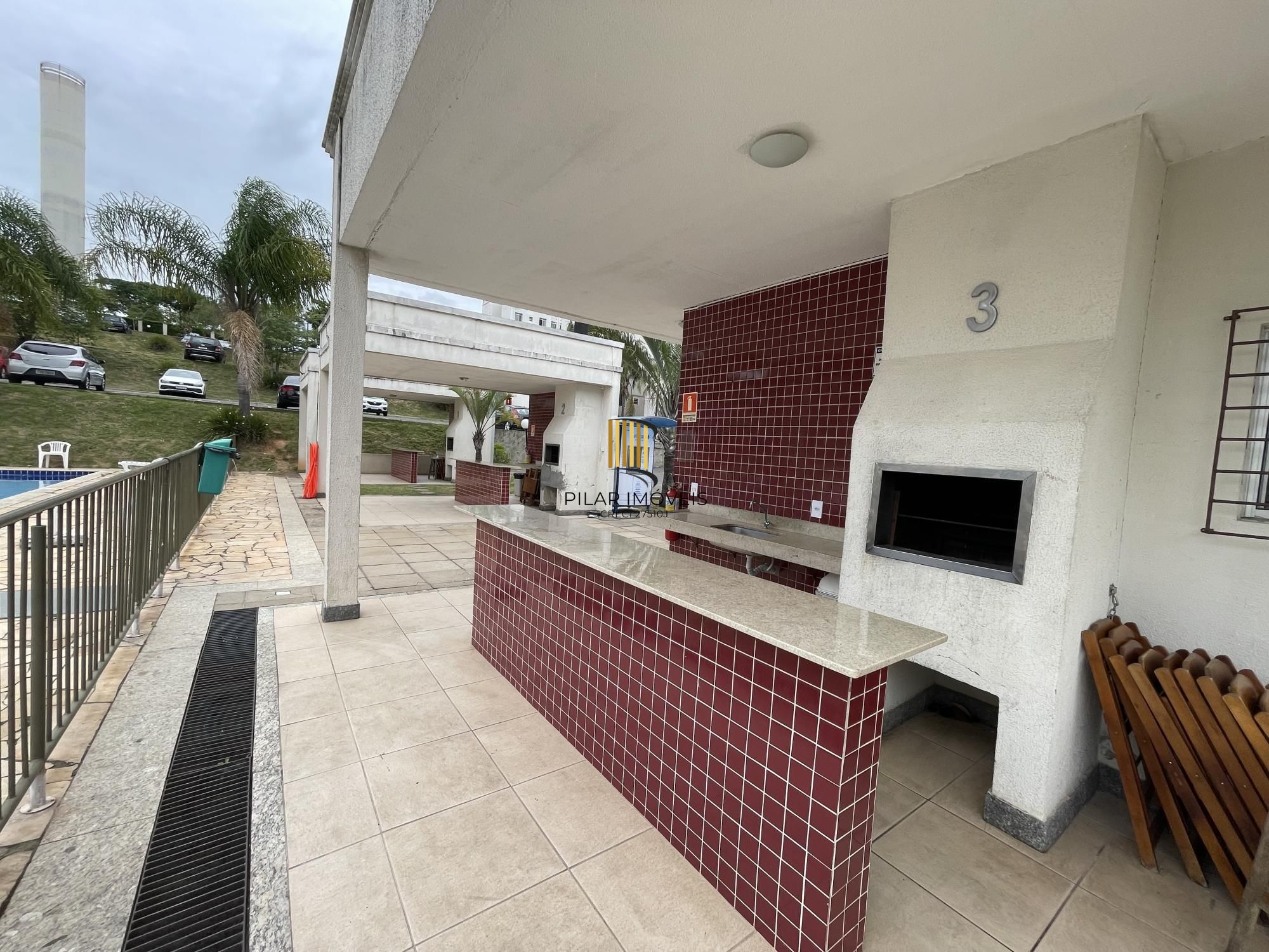 Apartamento Térreo 2 quartos em condomínio fechado com piscina e infra completa