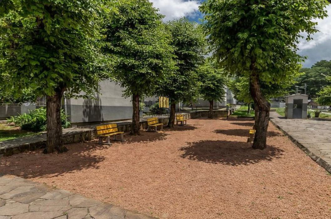 Apartamento de 2 dormitórios e 1 vaga de garagem em Porto Alegre.