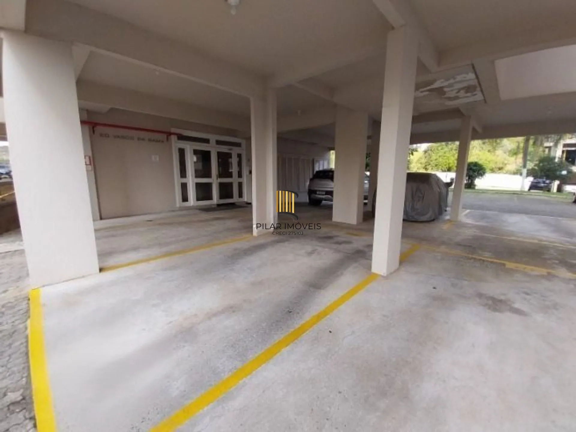 Apartamento de 3 dormitórios, elevador e 1 vaga de garagem em Canoas.