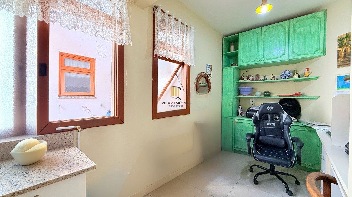 Apartamento com 3 dormitórios, 1 suíte e 268m² à venda em Higienópolis.