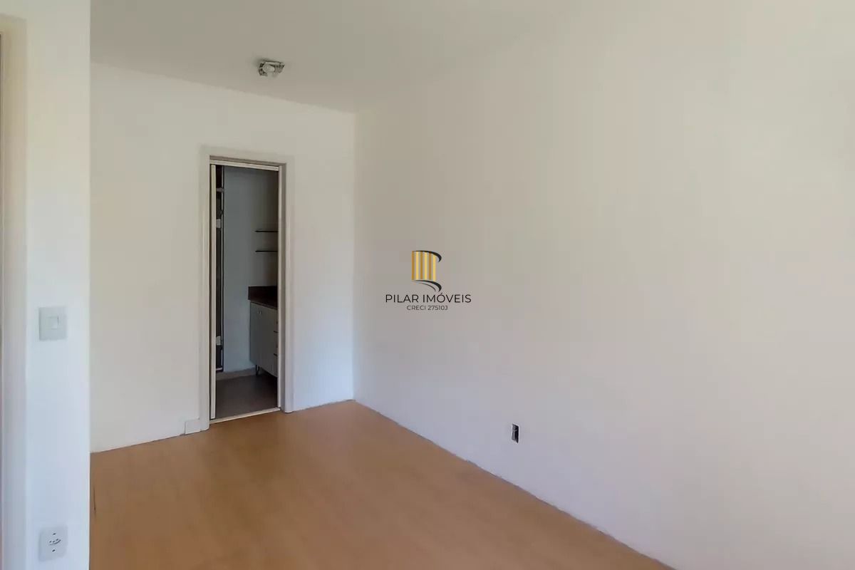 Apartamento com 3 Dormitórios, elevador vaga e 2 Sacadas no Menino Deus