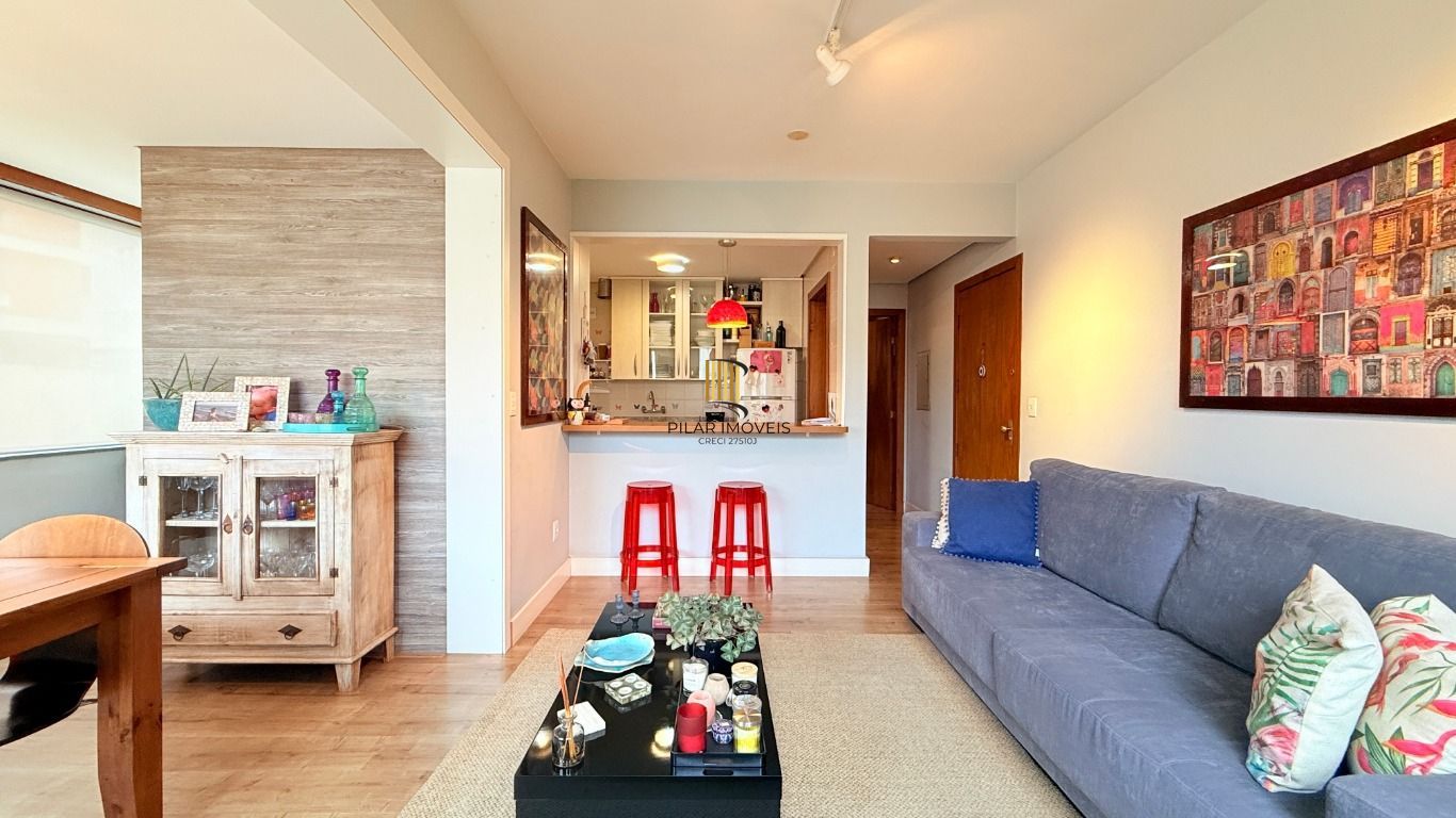 Apartamento com 2 quartos, sendo 1 suíte e 2 vagas no bairro Bela Vista