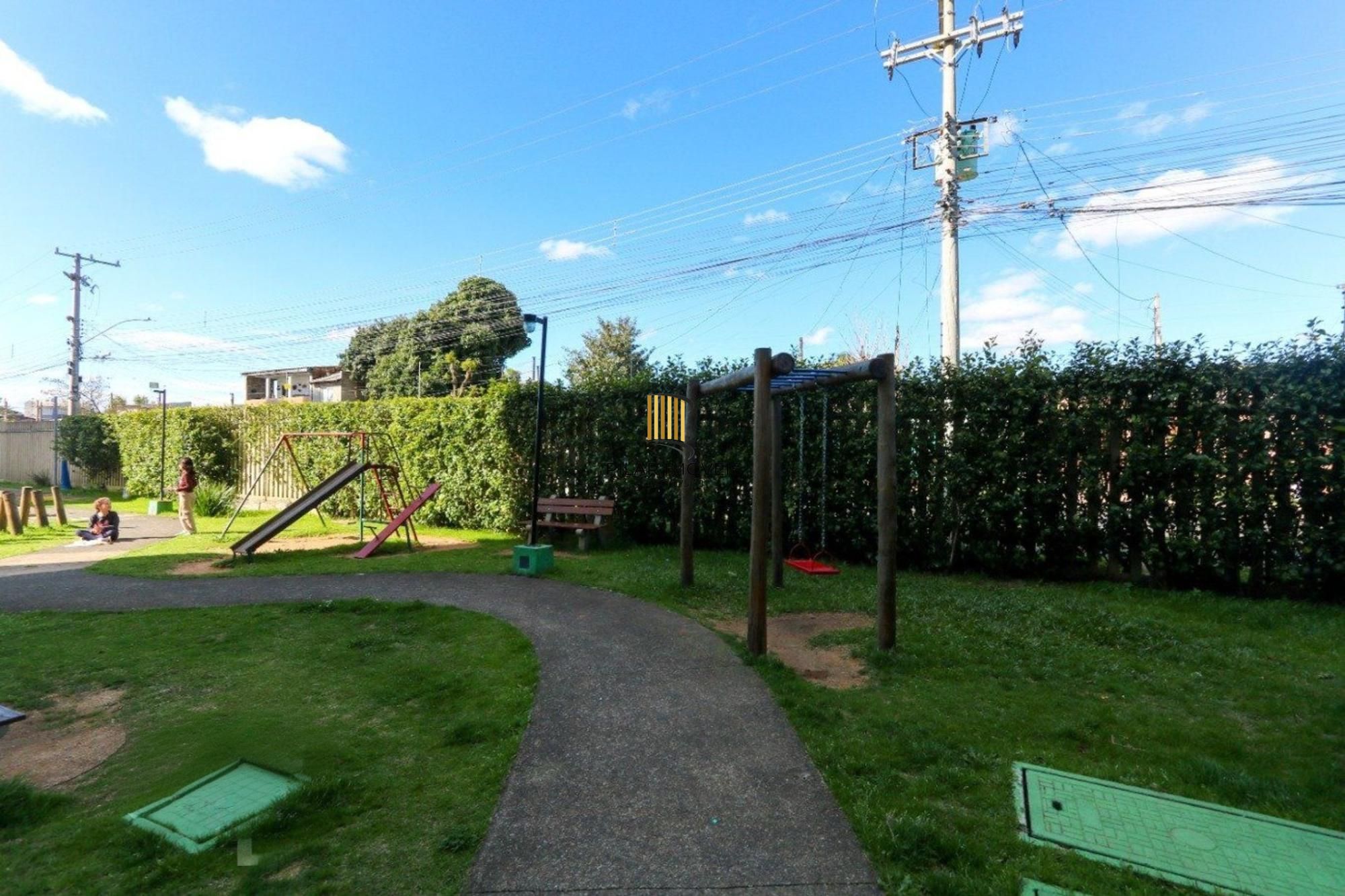 Apartamento com 1 dormitório e com 1 vaga de garagem em Canoas.