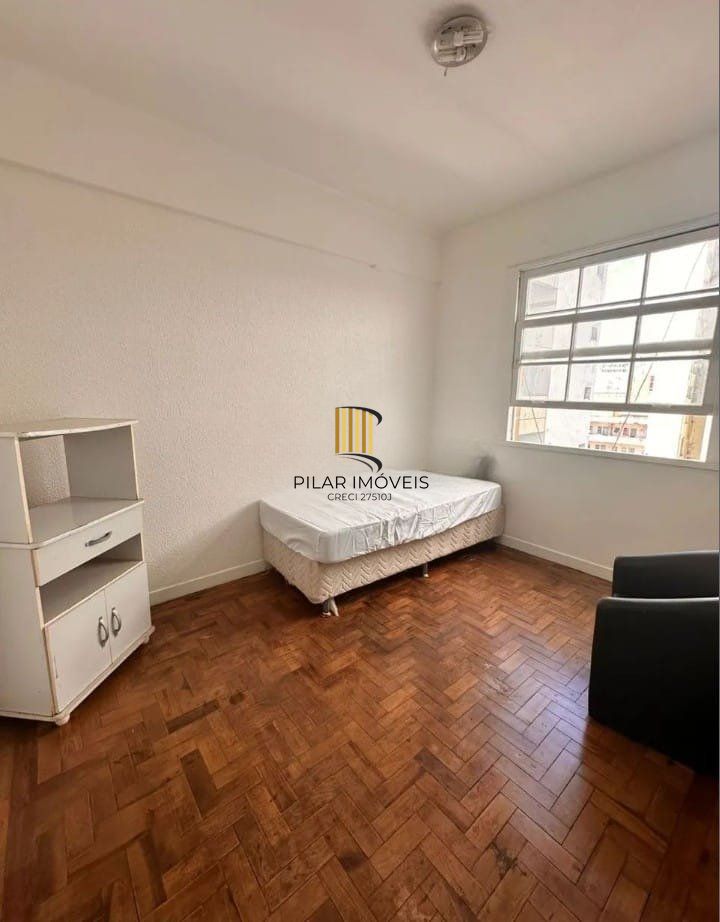 Apartamento com 4 quartos e elevador no bairro Centro Histórico
