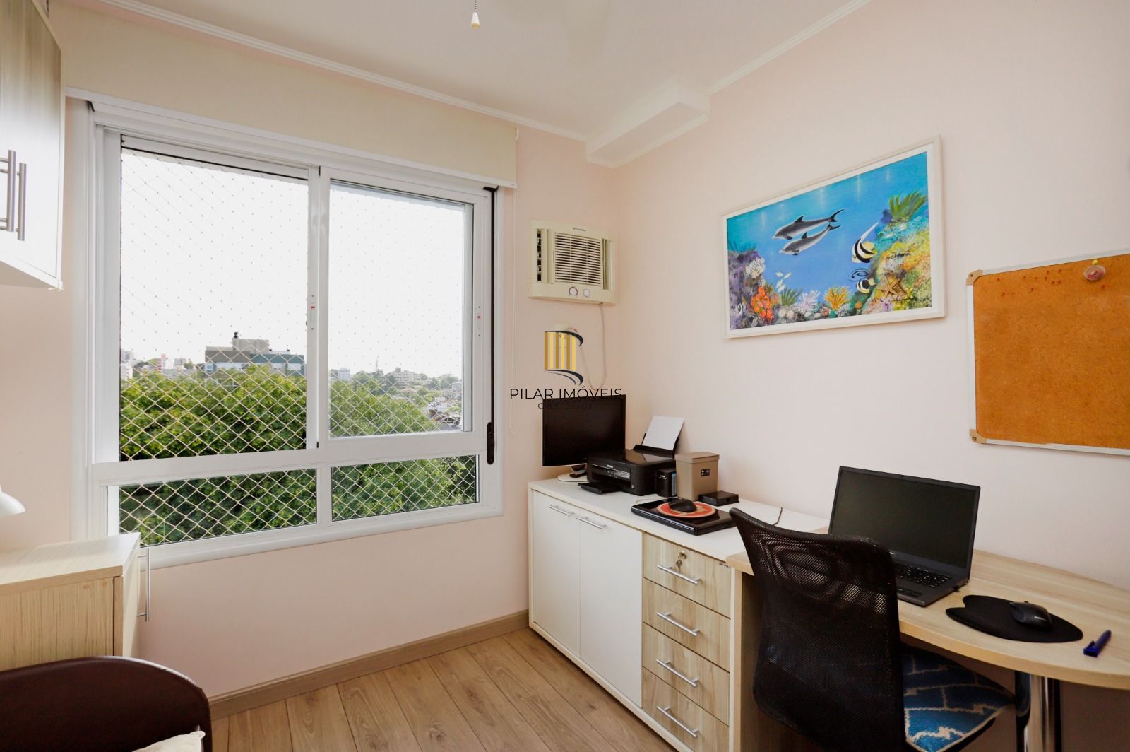 Apartamento de 2 dormitórios no bairro Jardim Lindóia