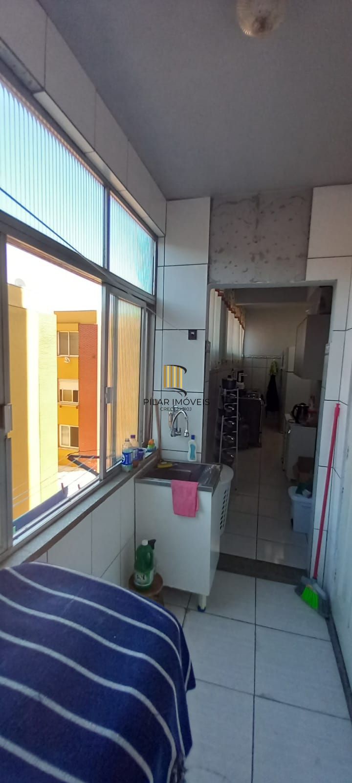 Apartamento com 2 quartos,1 vaga de garagem e elevador no bairro Navegantes