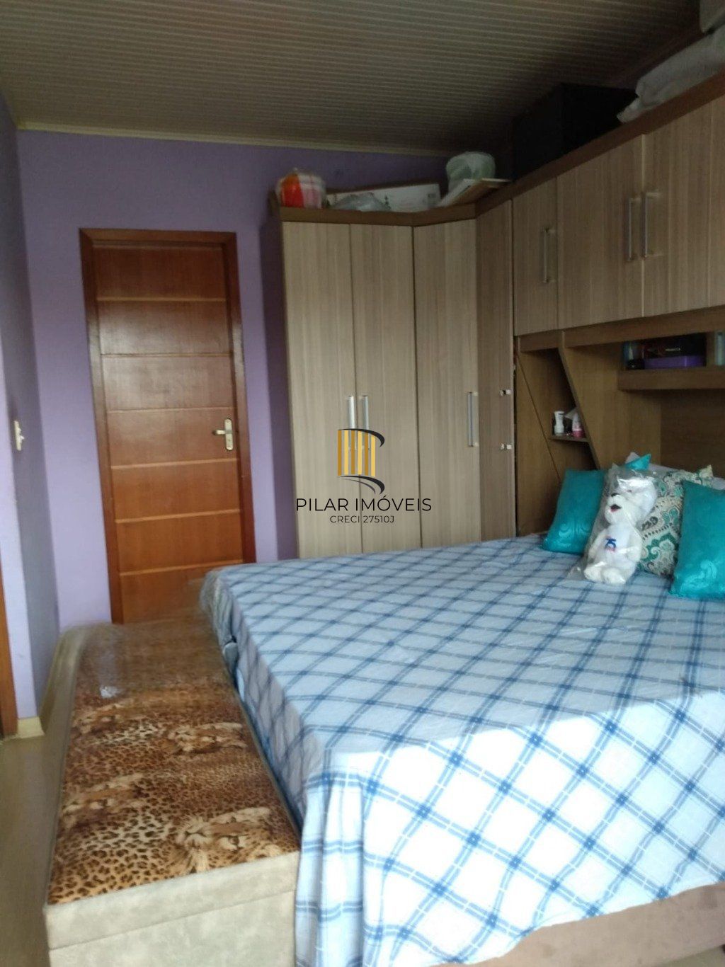 Casa com 3 dormitórios e 3 vagas de garagem em  Cachoeirinha.