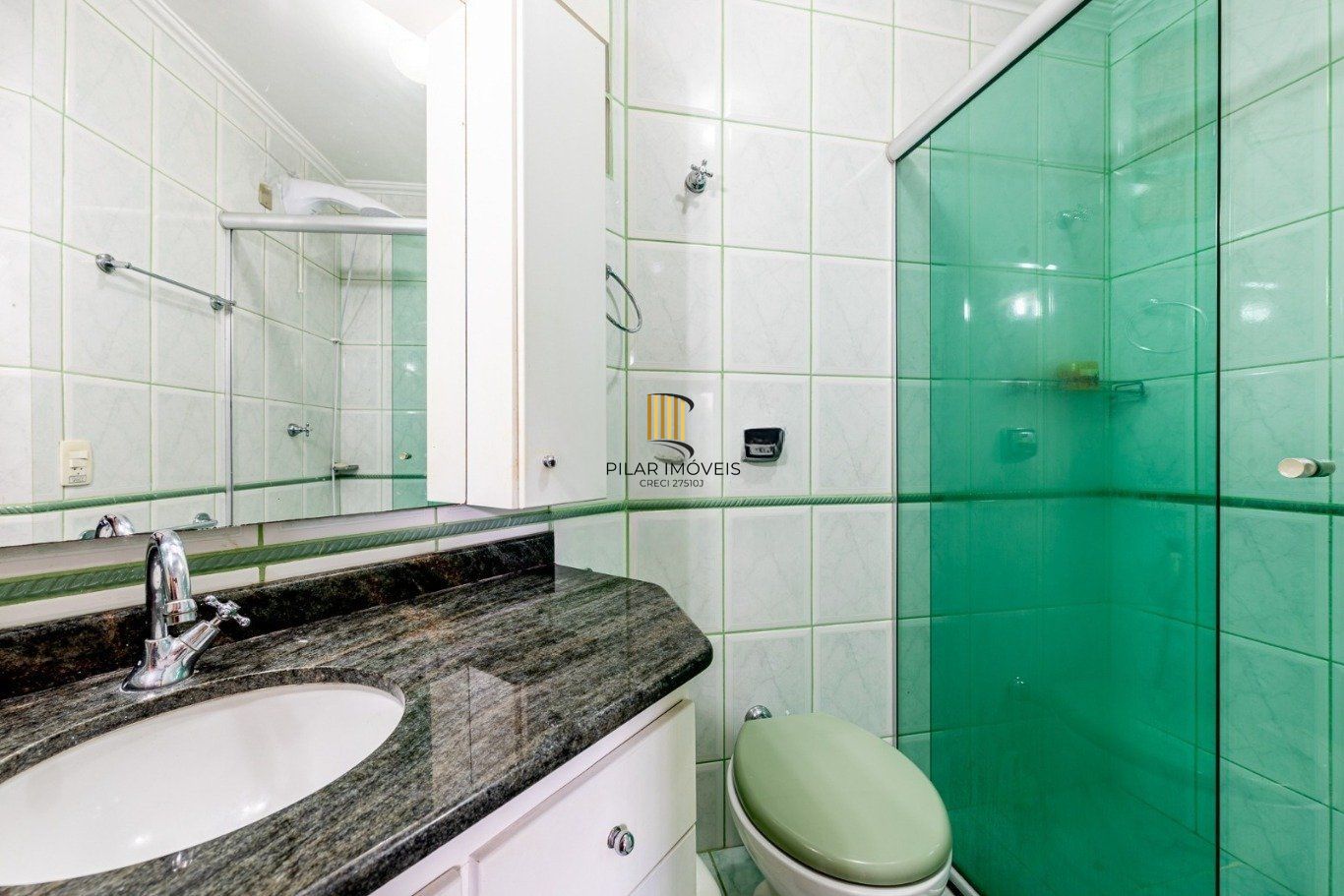 Casa com 3 suítes e 4 vagas no Bairro Boa Vista