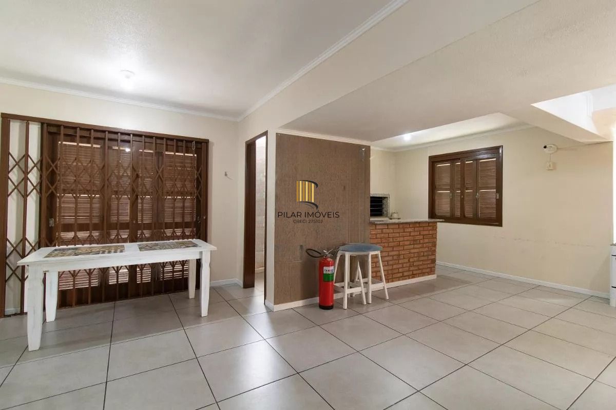Apartamento à venda com 64m², 2 quartos e 1 vaga no Partenon