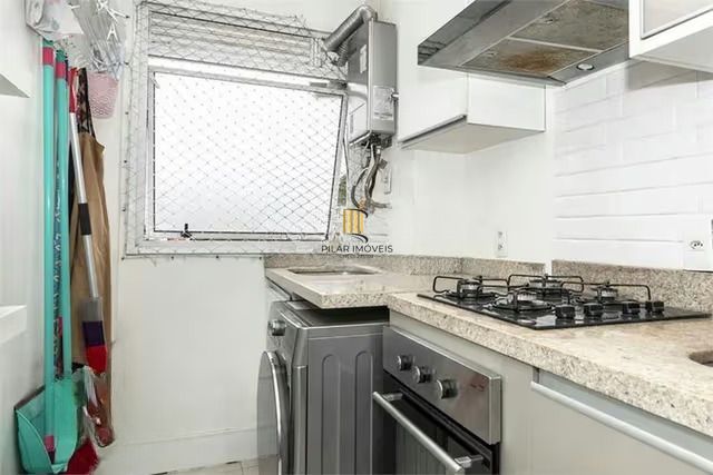 Apartamento 2 dormitórios, 1 suíte, 1 vaga e churrasqueira na Bento Gonçalves.