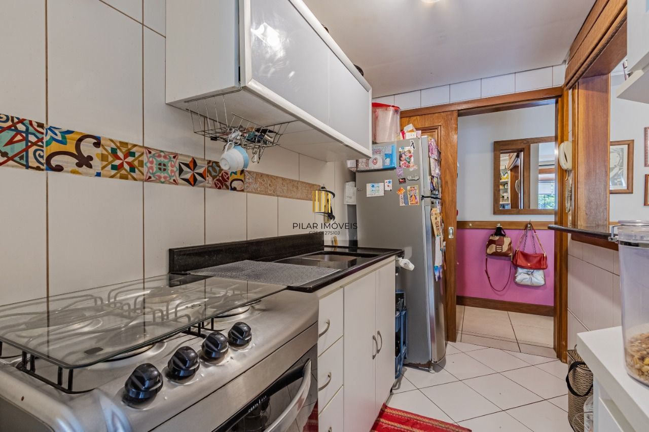 Apartamento 2 Dormitórios, Suíte, Elevador e 2 vagas no Tristeza