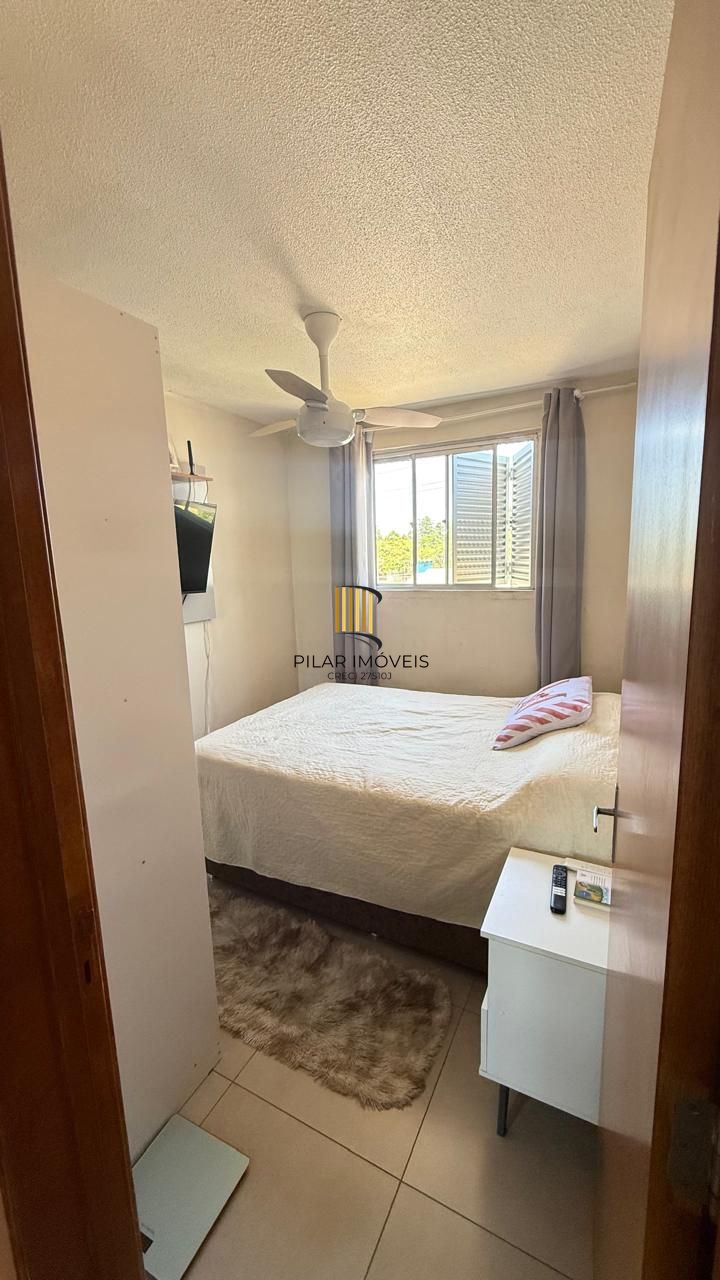 Apartamento semi mobiliado de 2 quartos e 1 vaga no bairro Rubem Berta