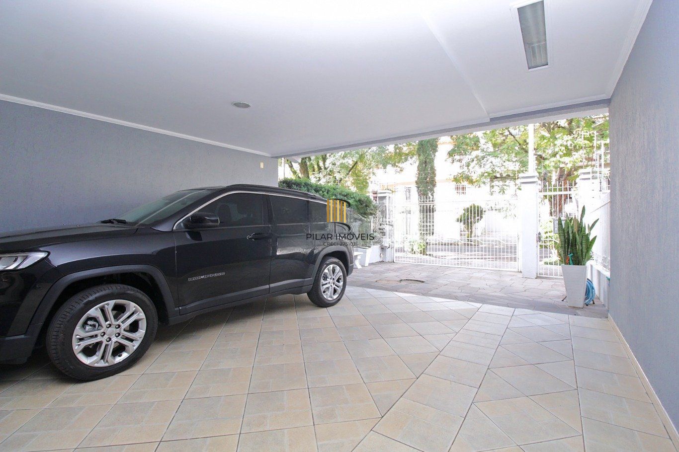 Casa com 4 dormitórios no Bairro Jardim Itu