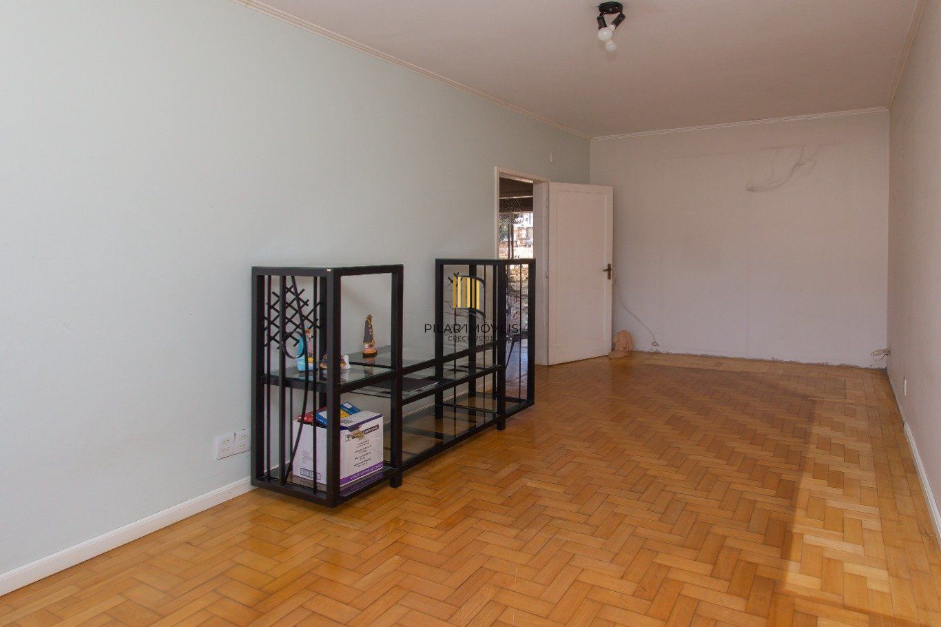 Apartamento garden, 3 dormitórios, 2 suítes, e 131m² privativos no Menino Deus.