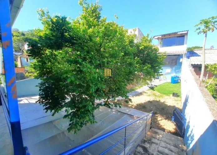 Casa de 4 quartos,suíte,churrasqueira no bairro Nonoai