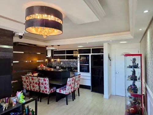 Apartamento com 3 quartos e 2 vagas de garagem