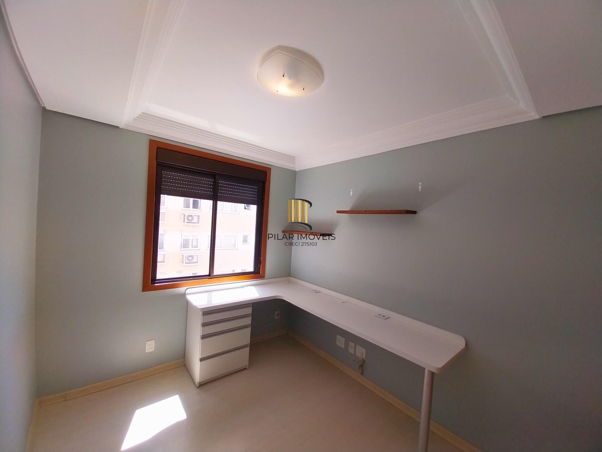 Apartamento 3 dorms à venda Rua Roque Calage, Passo da Areia - Porto Alegre