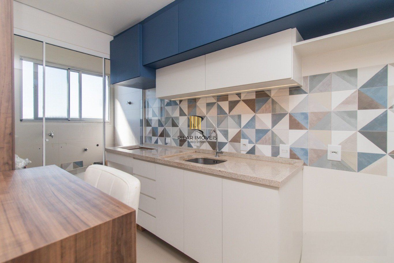 Apartamento de 1 dormitório, elevador no bairro Nonoai em  Porto Alegre.
