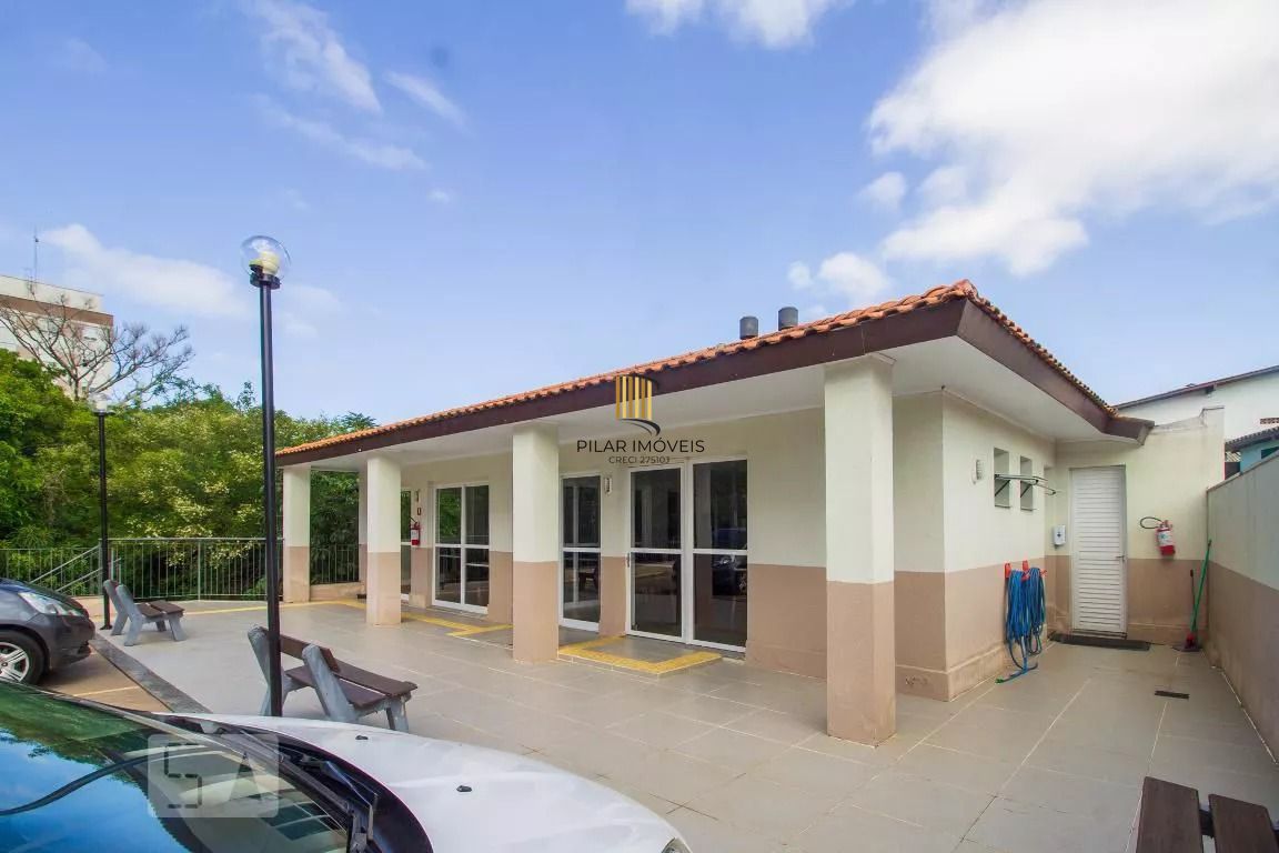 Apartamento à venda com 2 quartos 49 m²