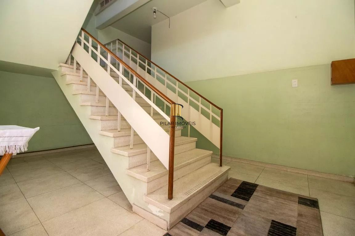 Apartamento com 3 dormitórios e 109m² à venda em Navegantes