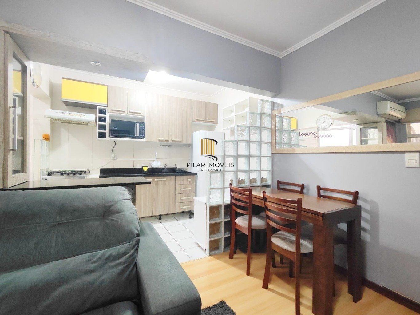 Apartamento à venda com 1 dormitório no Bairro Cidade Baixa