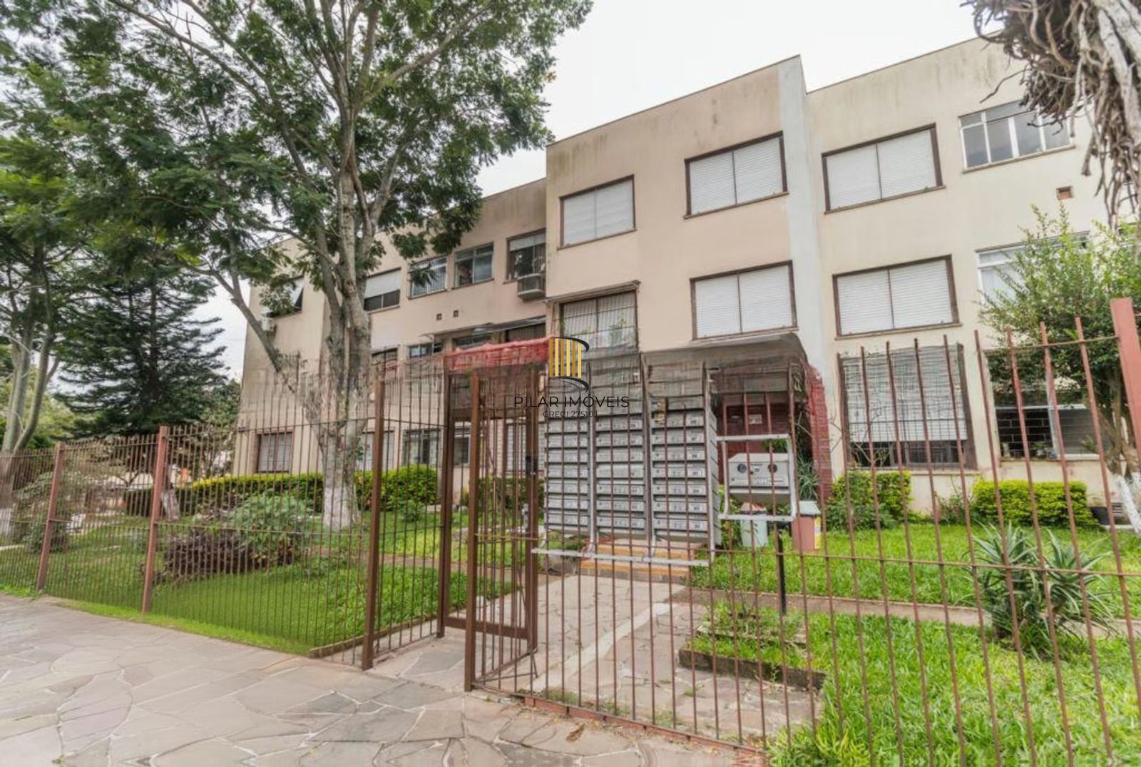 Apartamento de 2 dormitórios no Bairro Morro Santana Porto Alegre.