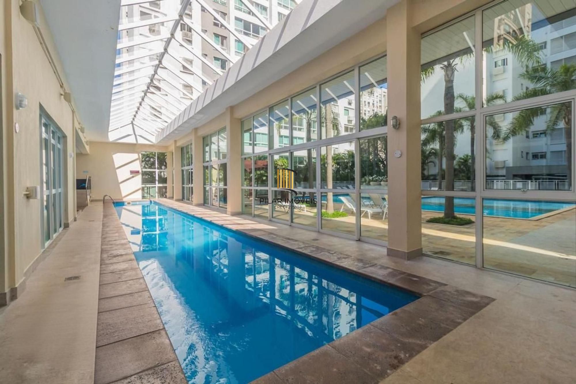 Apartamento 3 quartos, 3 suítes, elevador e 3 vagas bairro Passo da Areia.