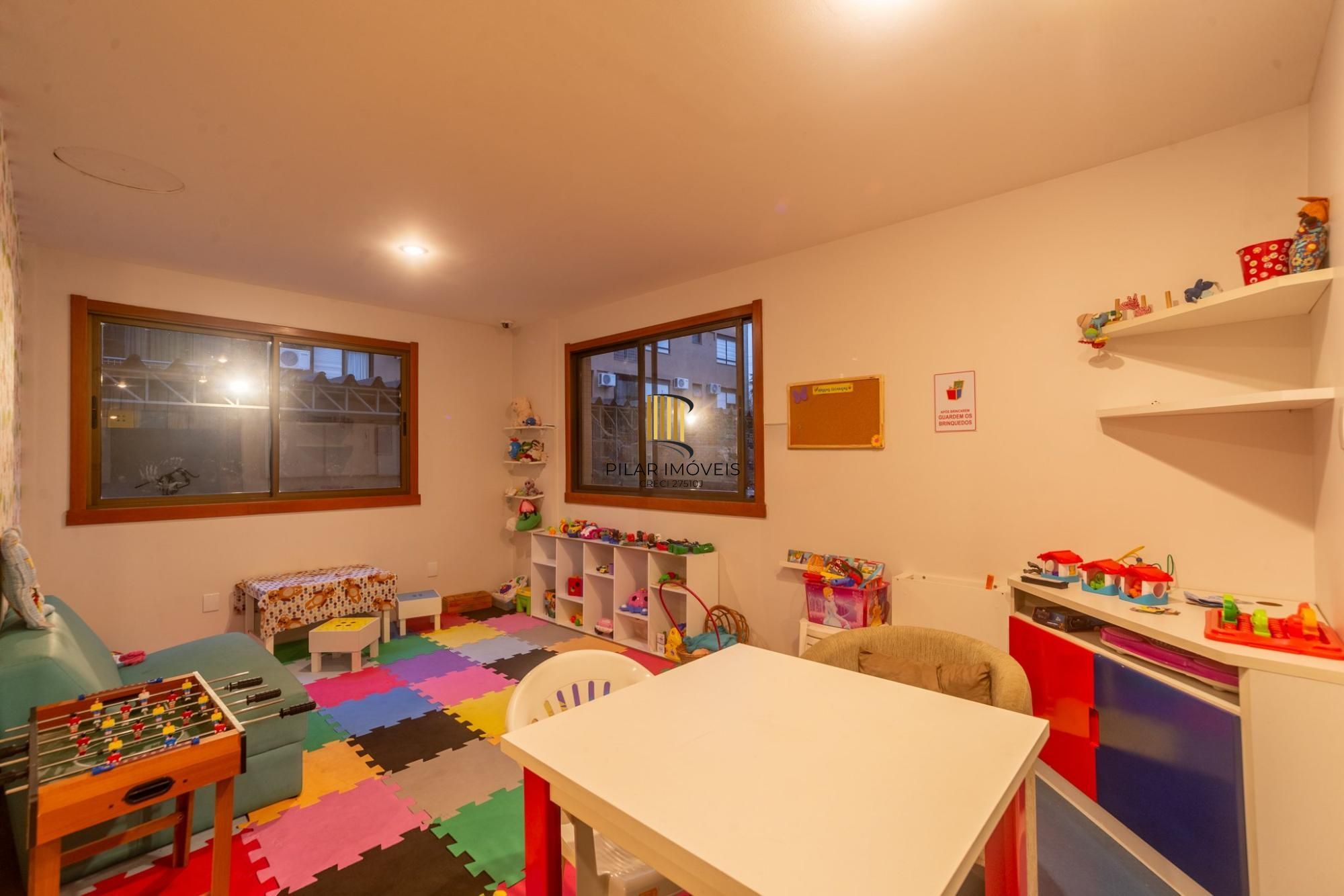 Apartamento 3 Dorm, 2 vagas e Elevador, com Vista para o Guaíba e vaga Dupla.