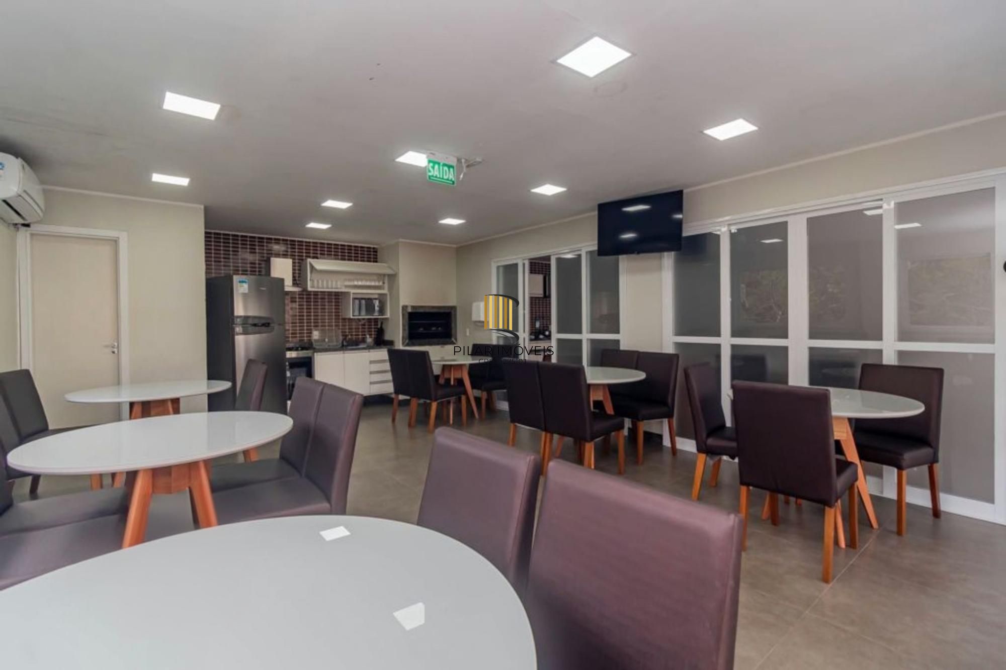 Apartamento à venda com 2 quartos 49 m²