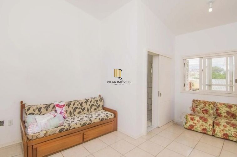 Casa com piscina e 4 suítes no Bairro Vila Ipiranga