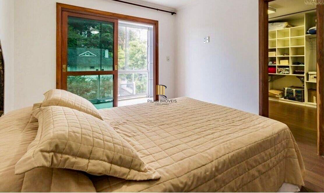 Casa com 3 quartos, 2 vagas e 266m² para vender - Jardim Planalto, Porto Alegre