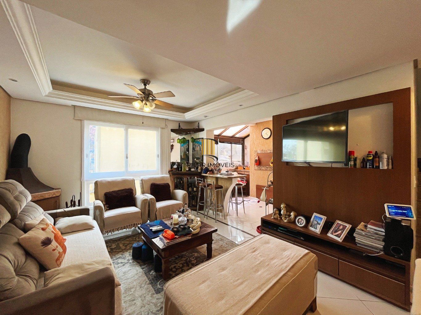 Casa com 3 quartos e 2 vagas em condomínio fechado no bairro Tristeza