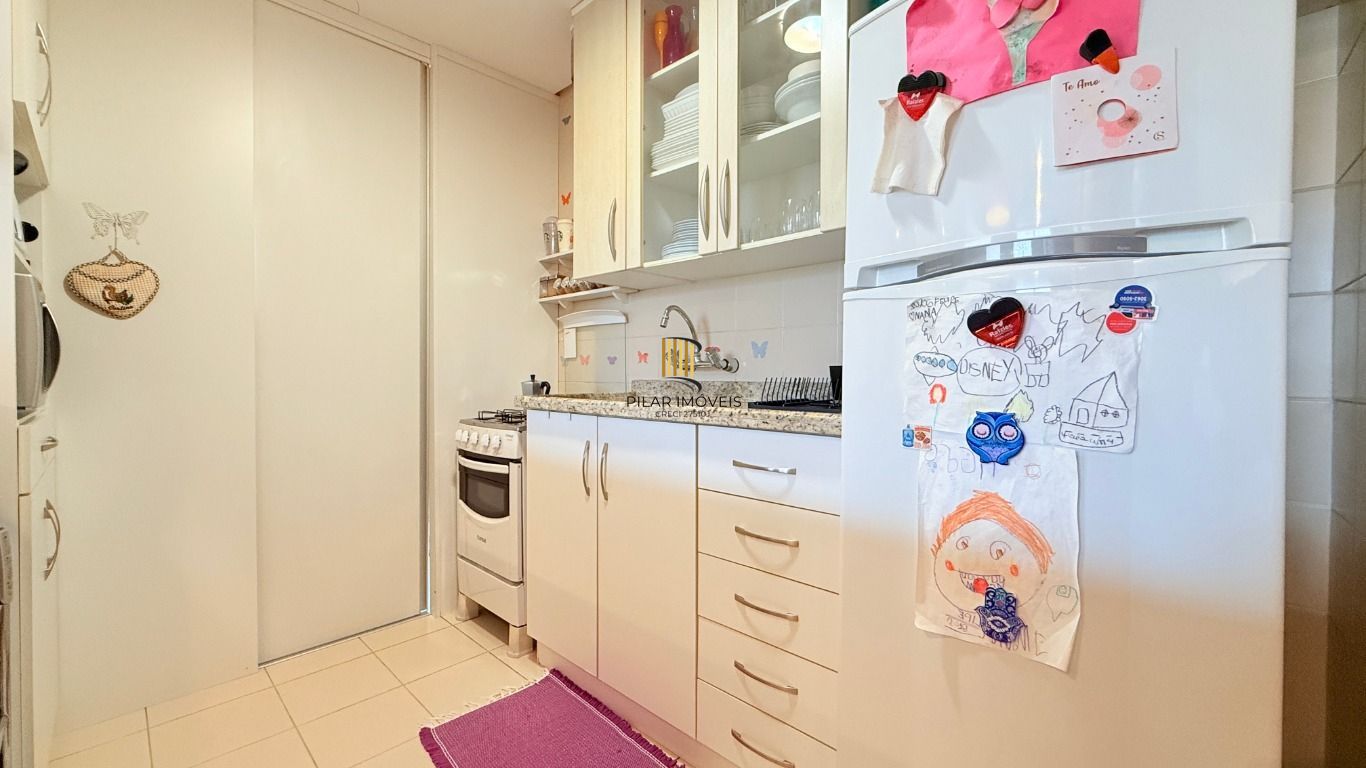 Apartamento com 2 quartos, sendo 1 suíte e 2 vagas no bairro Bela Vista