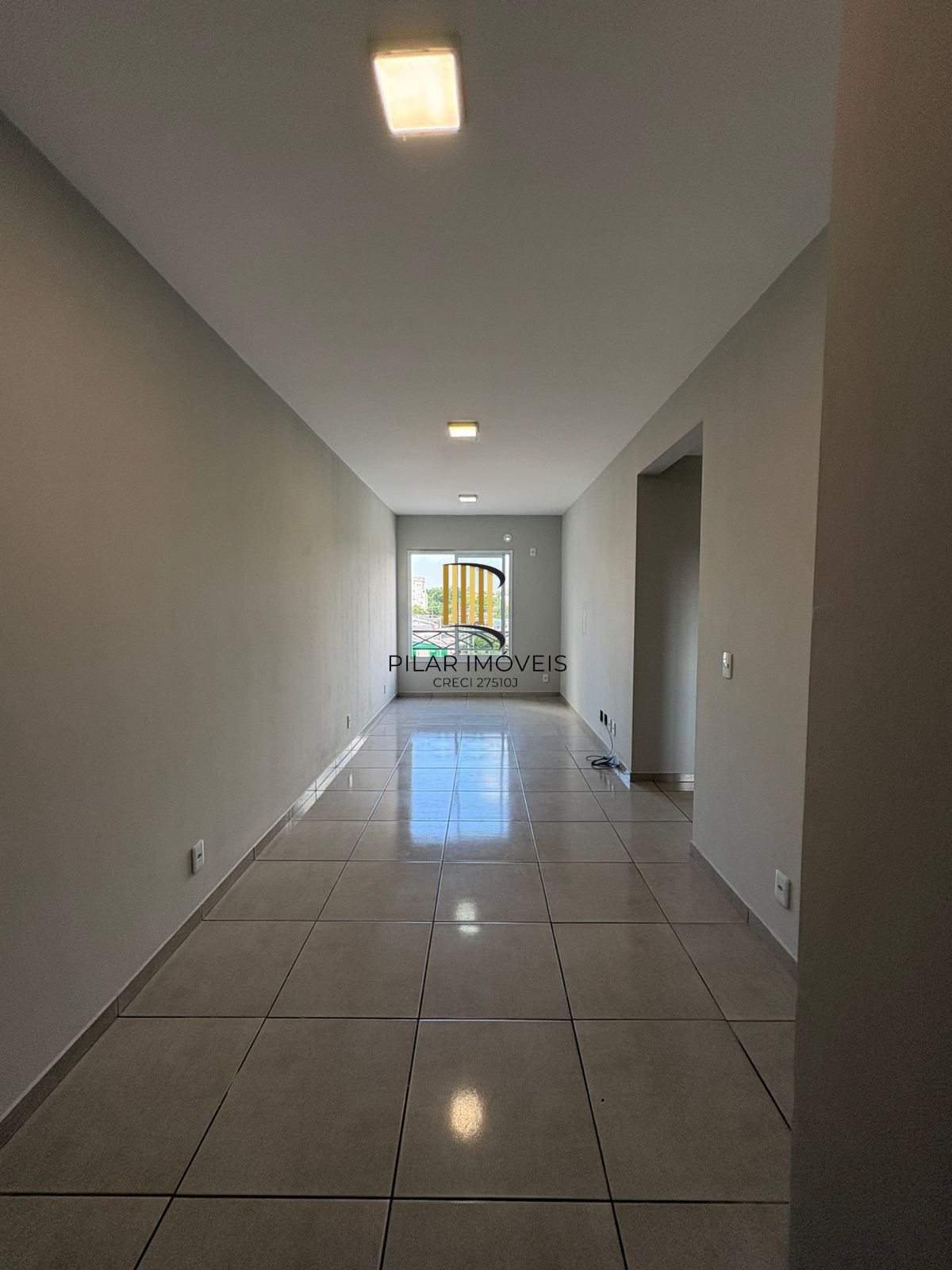 Apartamento com 2 quartos, vaga e com churrasqueira bairro São Vicente