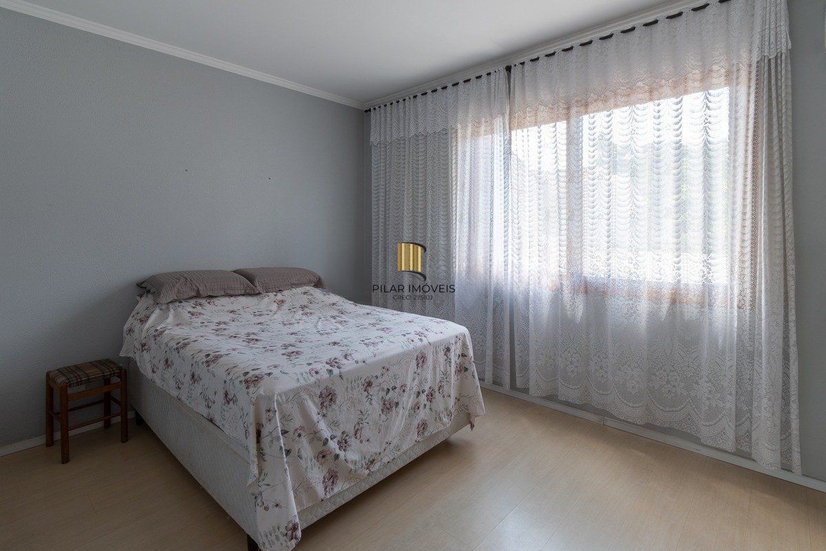 Apartamento de 3 quartos, elevador, churrasqueira, 2 vagas  no bairro Lindóia