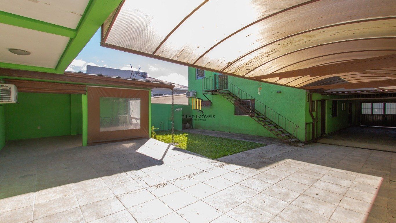 Casa 3 Dorm com Suíte e 4 Vagas no Jardim do Salso Próx PUCRS