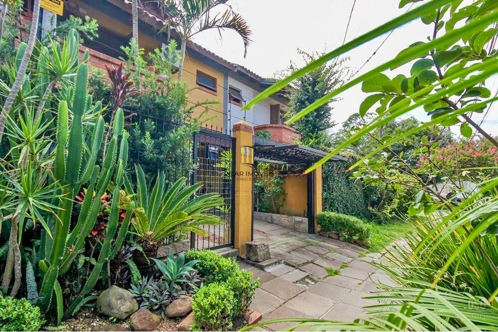 Casa com 3 Quartos 2 vagas cobertas, 155 m²  Bairro Espírito Santo Guarujá