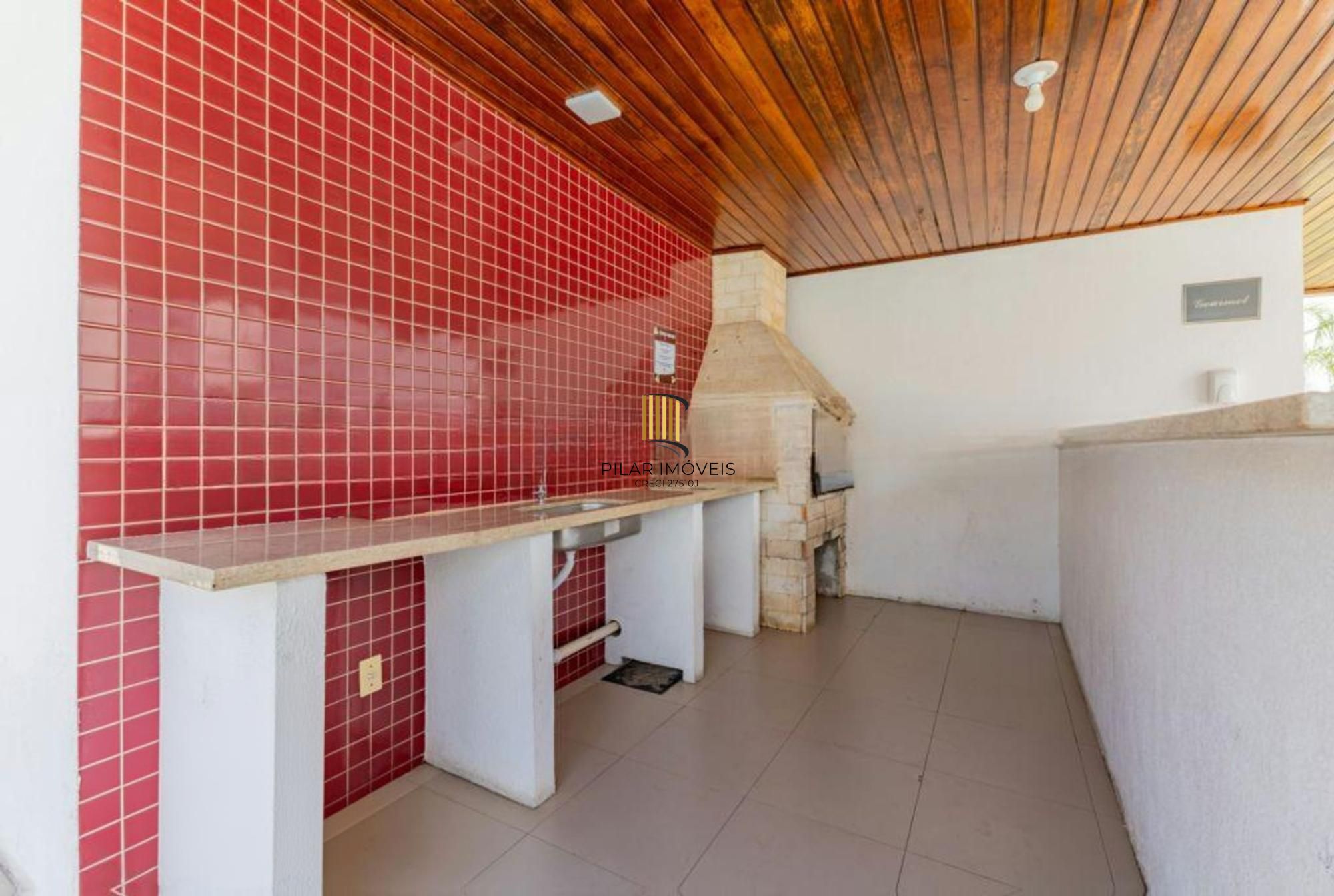 Apartamento de 2 dormitórios, 1 vaga de garagem no bairro Igara em Canoas.