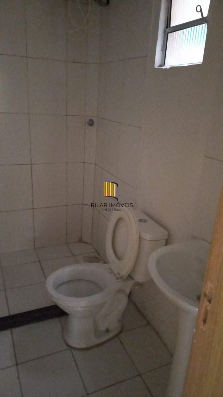 Apartamento Térreo 2 quartos com vaga no Bairro Jardim Leopoldina Porto Alegre