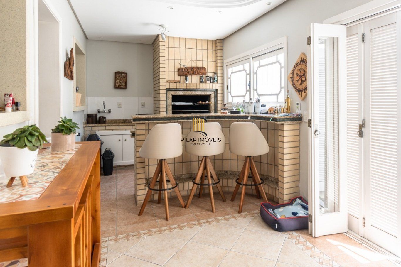 Casa Sobrado 3 dormitórios com suíte, piscina e sótão no Ecoville