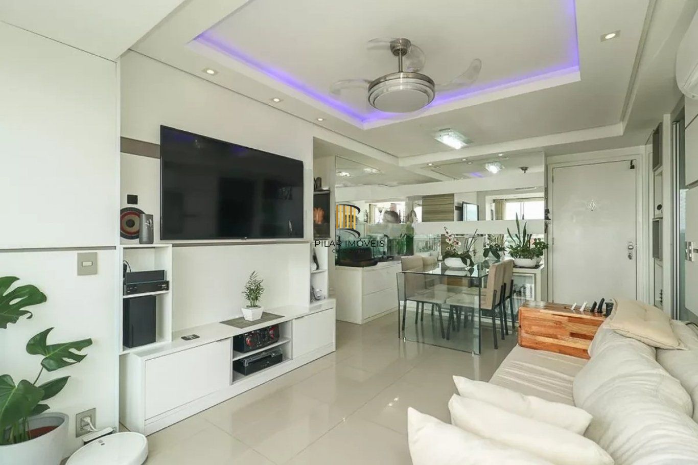 Apartamento de 2 dormitórios no bairro Jardim Lindóia